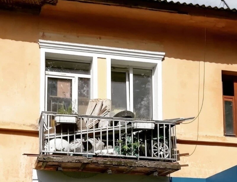 9 действий на своем балконе или лоджии, за которые могут оштрафовать