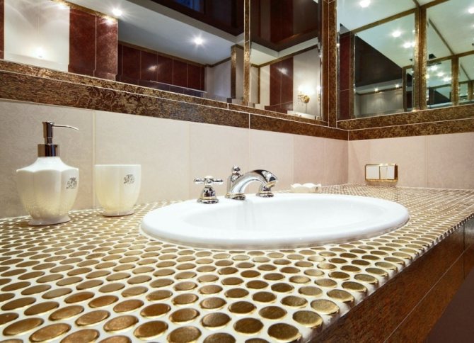 Мозаичная плитка для ванной: разновидности, выбор дизайна и укладка