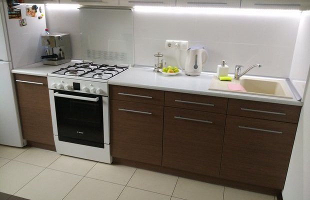kuhnja lakonichno prosto udobno 097e06e