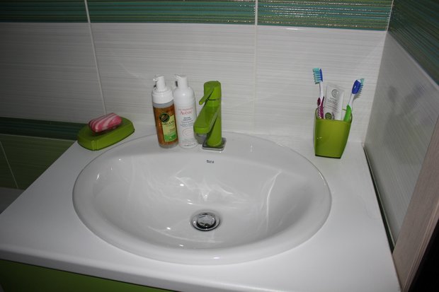 Бюджетный ремонт ванной комнаты для молодой семьи
