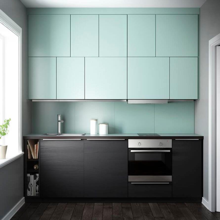 Какие выбрать цвета кухонного гарнитура для маленького помещения?